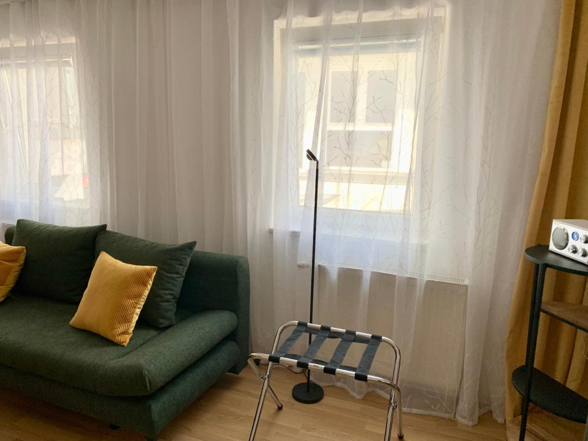 Air-Conditioned, Quiet Apartment With A Terrace In Center Of St Poelten - Smart Tv Sankt Poelten Exterior photo